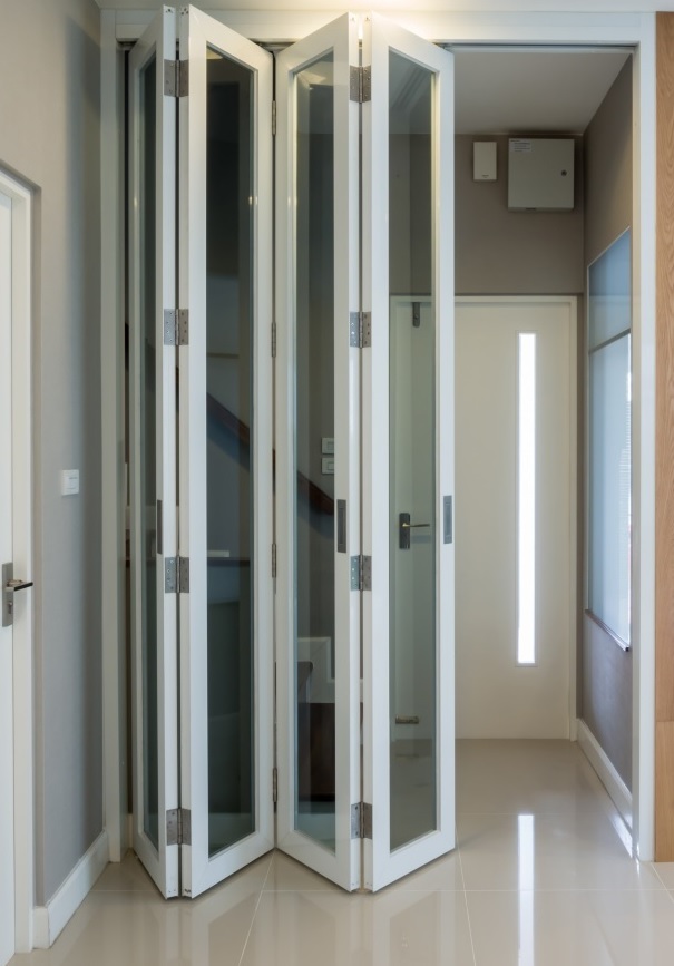 bifold door Upper Edmonton, N18